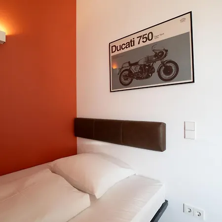 Motorworld Inn Hotel Boeblingen 4* Böblingen